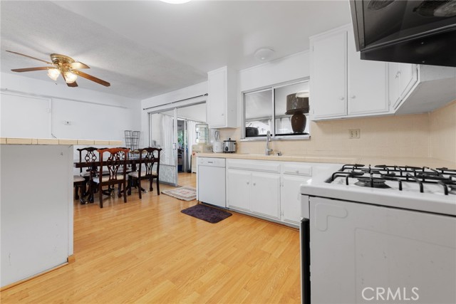 Detail Gallery Image 10 of 25 For 1461 W Mayberry, Hemet,  CA 92543 - 2 Beds | 2 Baths