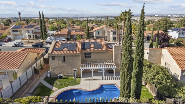 618 W Avenue Q12, Palmdale CA: https://media.crmls.org/medias/bec9a104-d988-4cc6-b706-bc2612d2f728.jpg