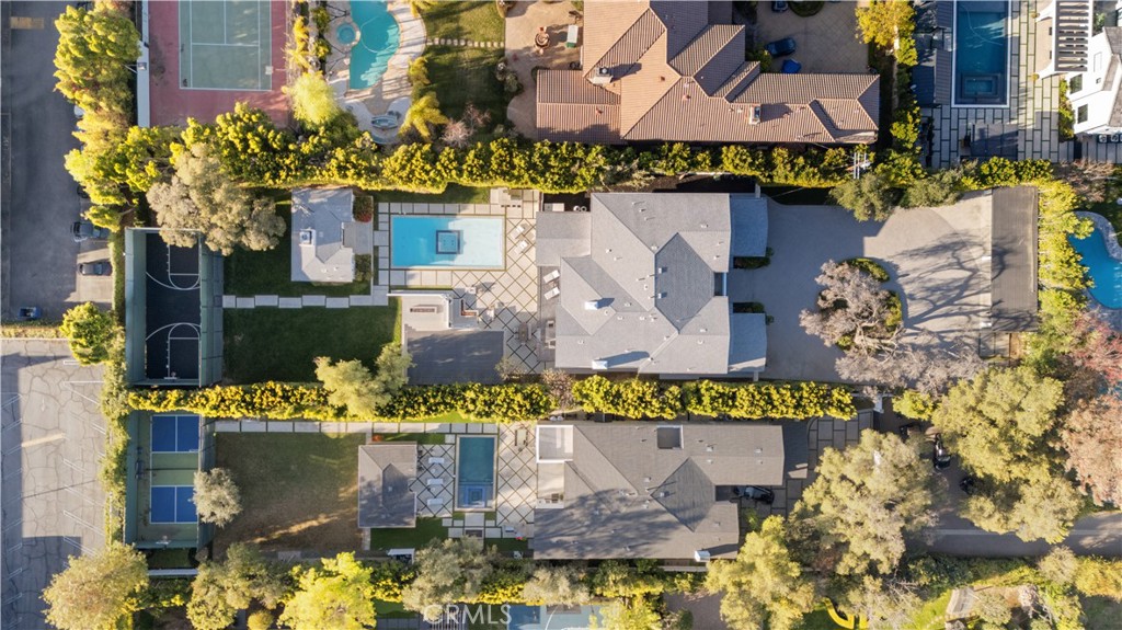 https://media.crmls.org/medias/bec9af9b-7548-466f-bd5e-ce7246f579f0.jpg?preset=X-Large