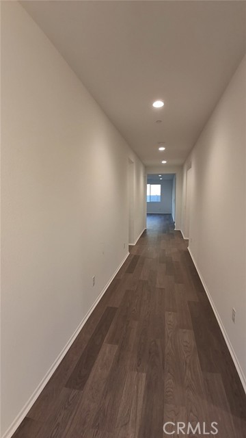 Detail Gallery Image 8 of 8 For 266 Planter Ct, Hemet,  CA 92543 - 4 Beds | 3 Baths