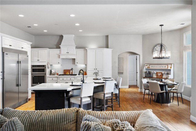 Detail Gallery Image 25 of 55 For 11605 Yarborough, Bakersfield,  CA 93312 - 5 Beds | 2/1 Baths