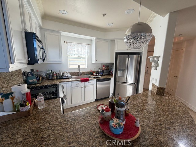 Detail Gallery Image 3 of 30 For 14343 Burbank #305,  Sherman Oaks,  CA 91401 - 3 Beds | 2 Baths