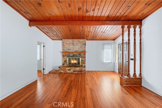 Detail Gallery Image 7 of 37 For 721 E Hanks St, Azusa,  CA 91702 - 4 Beds | 2 Baths