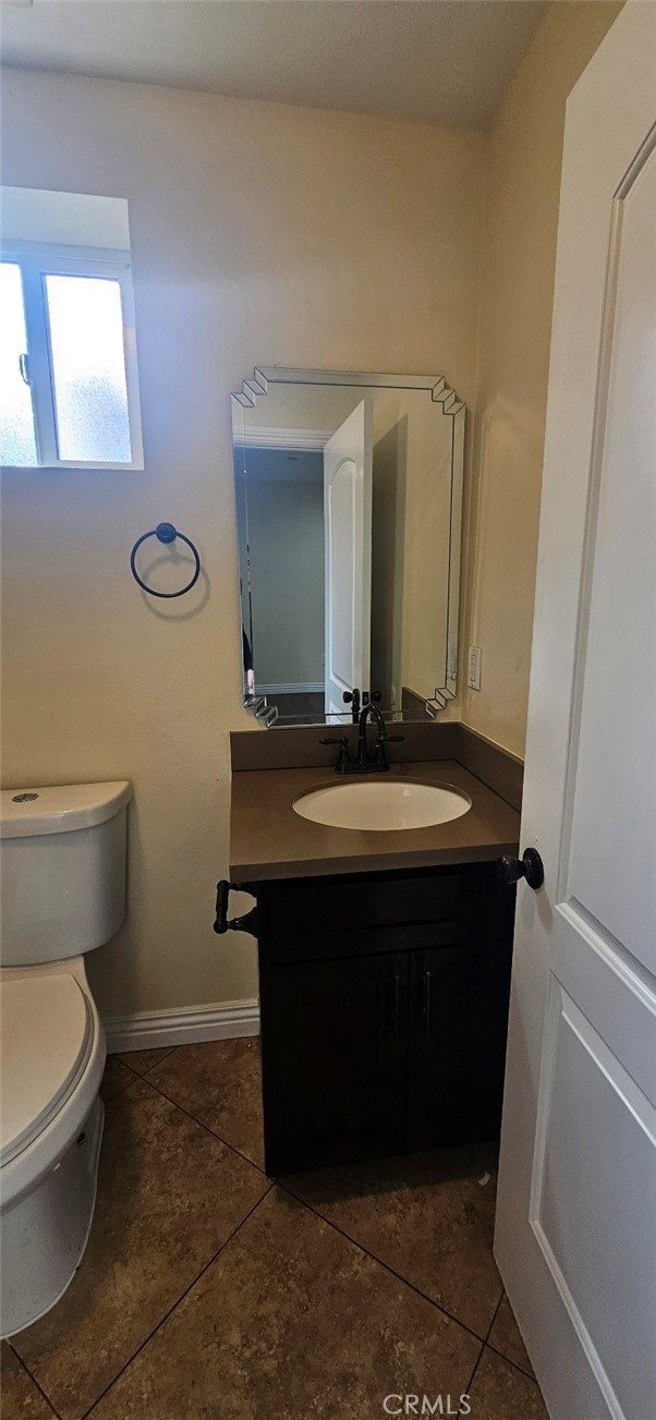 Detail Gallery Image 22 of 32 For 611 E 75th St, Los Angeles,  CA 90001 - 5 Beds | 3 Baths