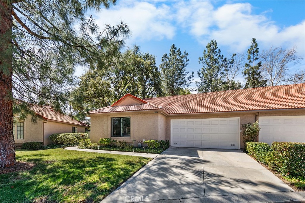 26323 Rainbow Glen