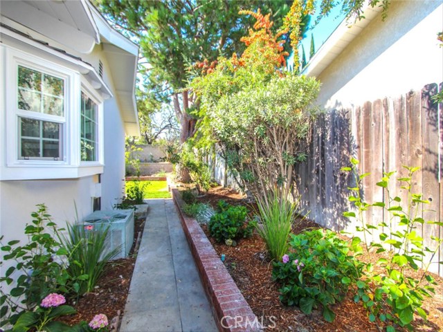 1978 Avenida Feliciano, Rancho Palos Verdes, California 90275, 4 Bedrooms Bedrooms, ,1 BathroomBathrooms,Residential,Sold,Avenida Feliciano,WS17211894
