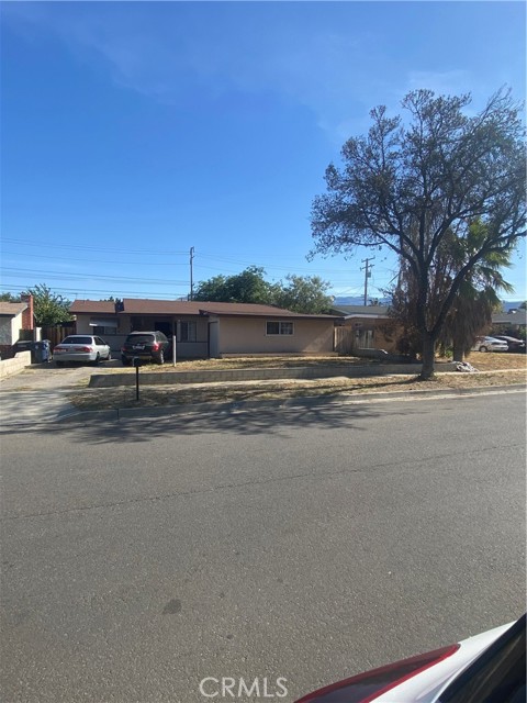 MLS# IV23119745