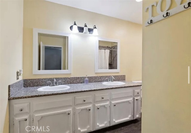 Detail Gallery Image 13 of 30 For 26632 Merril Ave, Madera,  CA 93638 - 4 Beds | 2 Baths