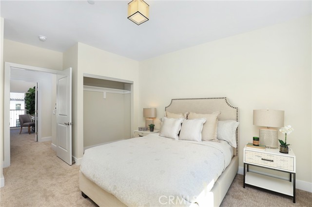 20 Spyglass Avenue, Phillips Ranch CA: https://media.crmls.org/medias/becde81f-9449-4c5e-bf71-c456fc39e7a6.jpg