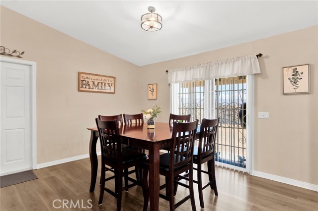 Detail Gallery Image 14 of 50 For 21237 South Rd, Apple Valley,  CA 92307 - 3 Beds | 2 Baths