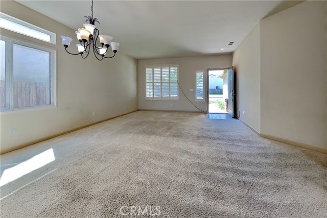 Detail Gallery Image 14 of 75 For 1573 Esplanade Dr, Merced,  CA 95348 - 4 Beds | 2 Baths