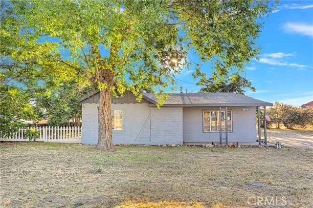 Detail Gallery Image 1 of 36 For 9058 E Ave, Hesperia,  CA 92345 - 3 Beds | 1 Baths
