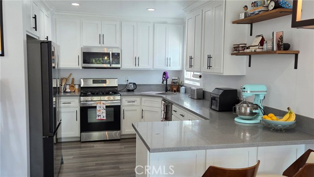 Detail Gallery Image 7 of 75 For 3020 Oregon Ave, Long Beach,  CA 90806 - 3 Beds | 1 Baths