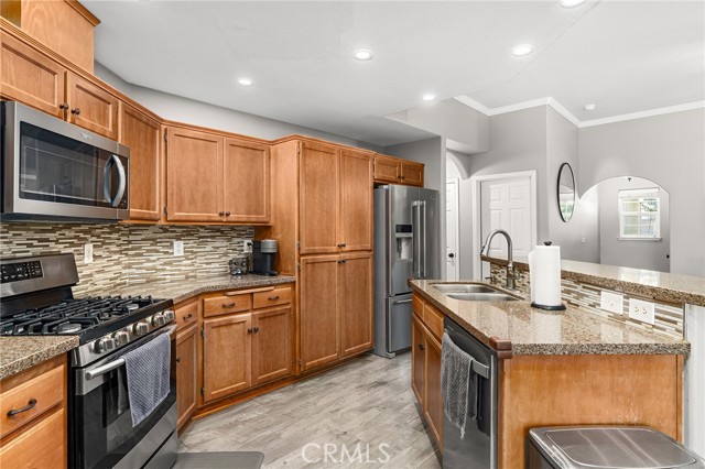 Detail Gallery Image 11 of 29 For 1052 Windsor Way, Chico,  CA 95926 - 3 Beds | 2 Baths