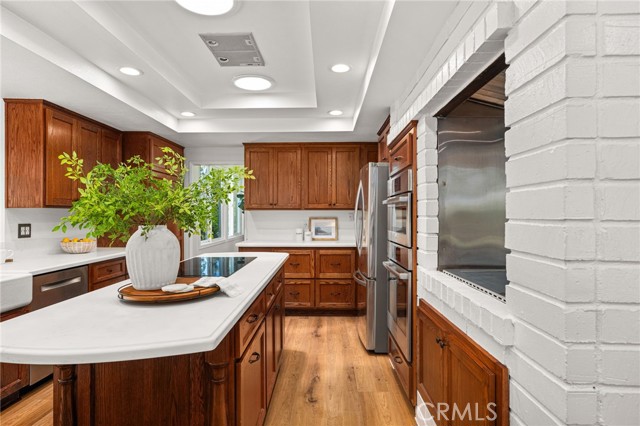 719 S Goldfinch Way, Anaheim Hills CA: https://media.crmls.org/medias/bed12193-a642-4de8-9929-8e910a6cd6a3.jpg