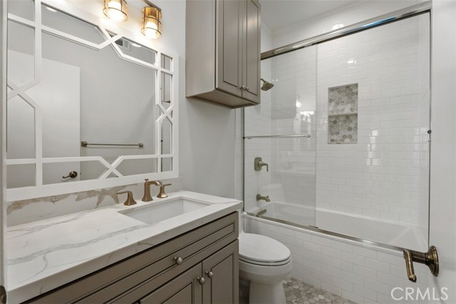 231 Montana Del Lago, Rancho Santa Margarita CA: https://media.crmls.org/medias/bed17b31-1f45-4c84-a4ff-062b1c798759.jpg