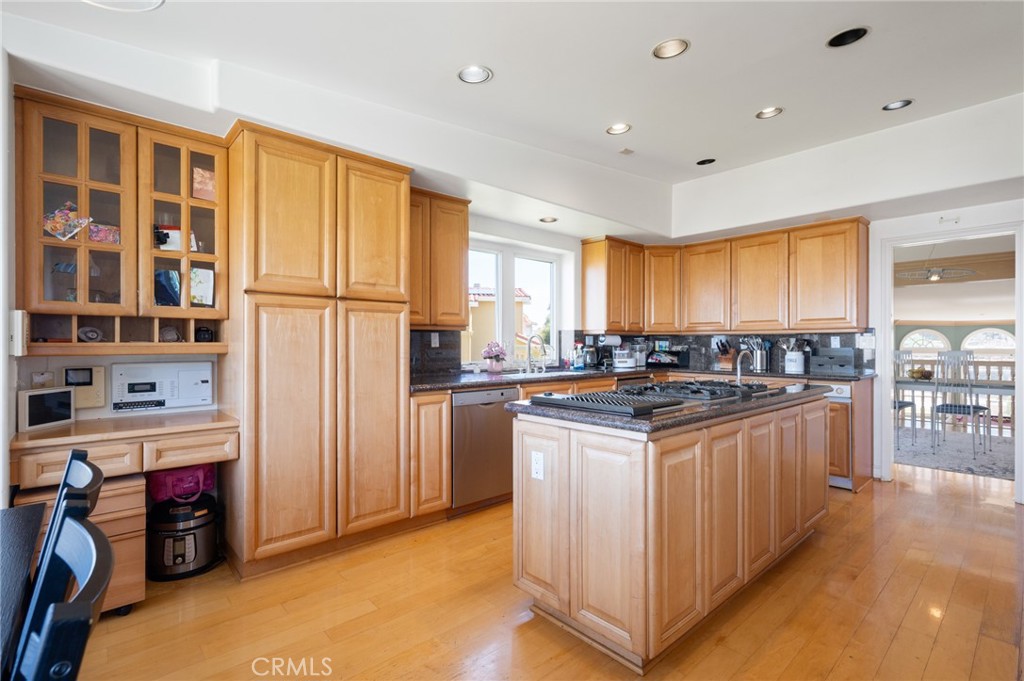 MLS #SB25042936 img 14