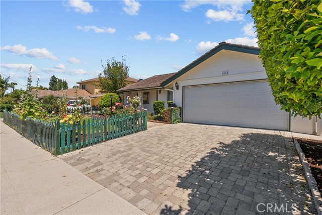 6644 Bianca Avenue, Van Nuys CA: https://media.crmls.org/medias/bed199e1-818c-45f7-a3e0-055707d3eb35.jpg