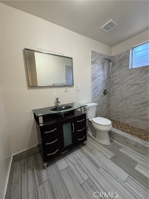 Detail Gallery Image 7 of 8 For 1307 Jacqueline #B,  Pomona,  CA 91768 - 2 Beds | 1 Baths