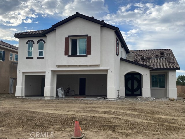 16555 London Ln, Fontana, CA 92335