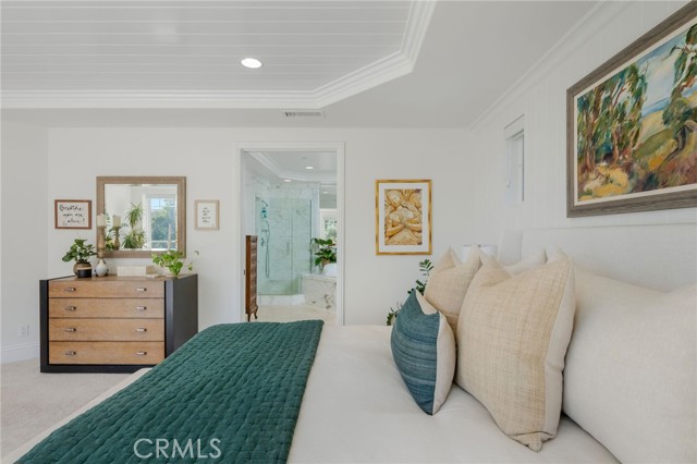 Detail Gallery Image 17 of 29 For 846 Diamond St, Laguna Beach,  CA 92651 - 3 Beds | 2/1 Baths