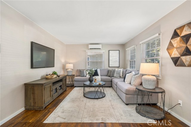 Detail Gallery Image 6 of 57 For 164 Euclid Pl, Upland,  CA 91786 - – Beds | – Baths