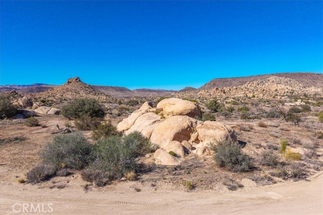 Detail Gallery Image 11 of 57 For 55499 Skyline Ranch Rd, Pioneertown,  CA 92252 - – Beds | – Baths