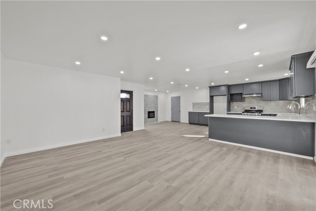 Detail Gallery Image 17 of 35 For 9641 Comanche, Chatsworth,  CA 91311 - 3 Beds | 2 Baths