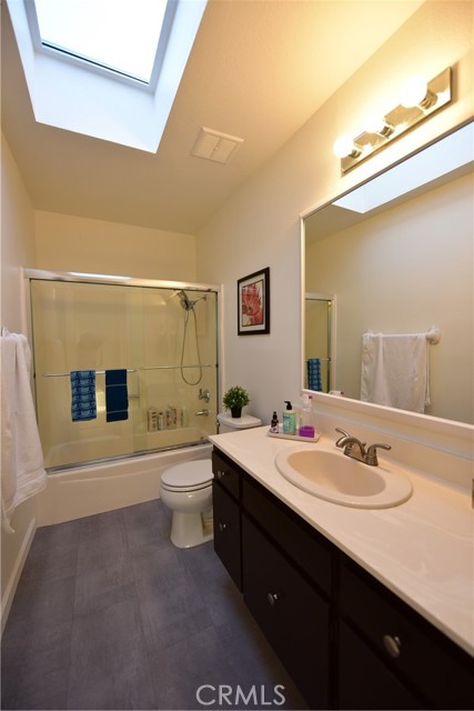 Detail Gallery Image 14 of 28 For 4521 Green Tree Ln, Irvine,  CA 92612 - 3 Beds | 2/1 Baths