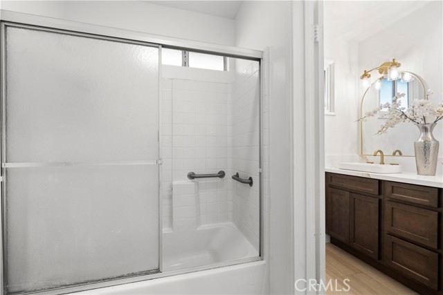 Detail Gallery Image 10 of 16 For 3064 Royce Ln, Costa Mesa,  CA 92626 - 3 Beds | 1/1 Baths