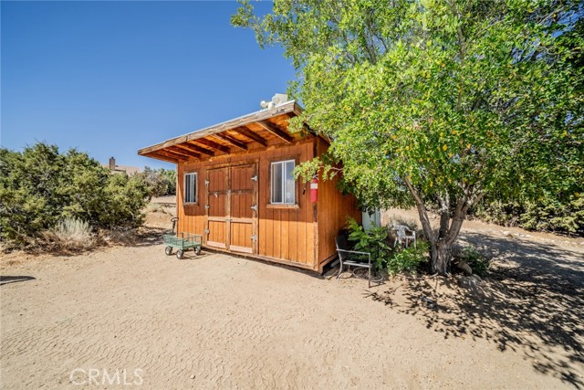 Detail Gallery Image 43 of 56 For 1990 Vista Rd, Pinon Hills,  CA 92371 - 3 Beds | 2 Baths