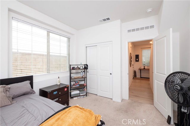 Detail Gallery Image 13 of 69 For 16657 Snowdrop Ln #2,  Fontana,  CA 92336 - 4 Beds | 3 Baths