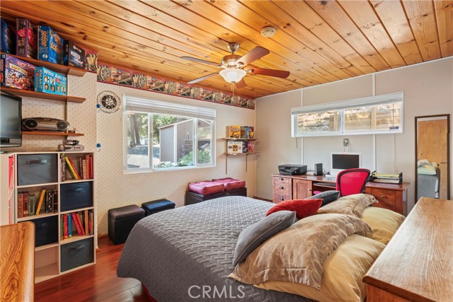 328 Wylerhorn Drive, Crestline CA: https://media.crmls.org/medias/bed4d610-3b44-4766-bcc5-a7b400774fd5.jpg