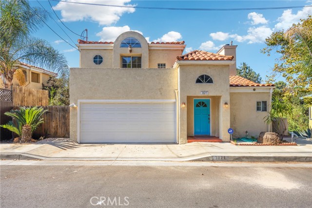 Detail Gallery Image 1 of 29 For 3871 Cazador St, Los Angeles,  CA 90065 - 4 Beds | 4 Baths