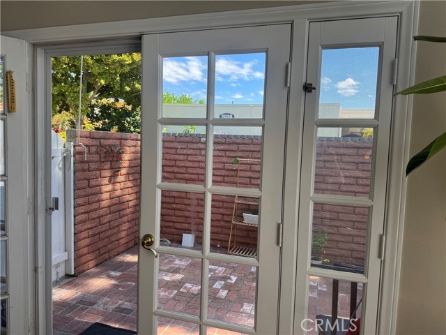 Detail Gallery Image 3 of 16 For 2037 via Mariposa East #C,  Laguna Woods,  CA 92637 - 2 Beds | 2 Baths