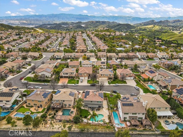 Image 3 for 30562 Cannes Pl, Castaic, CA 91384