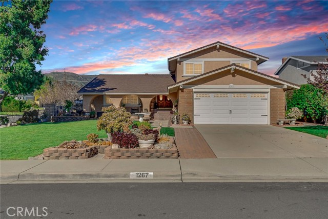 Front Image Thumbnail for CRCV26011102