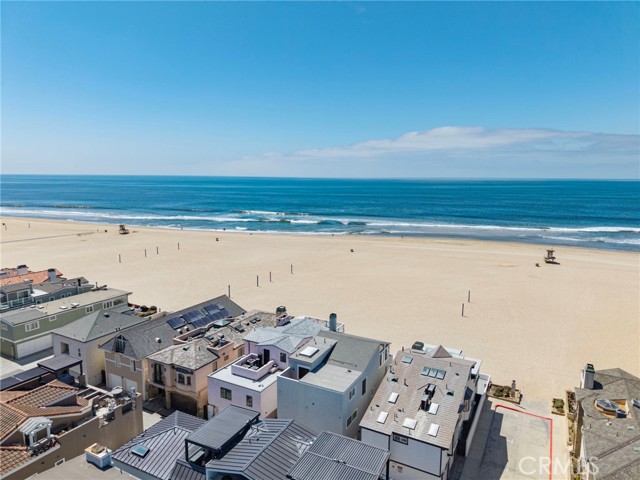 Detail Gallery Image 41 of 48 For 7008 W Oceanfront, Newport Beach,  CA 92663 - 5 Beds | 3/1 Baths