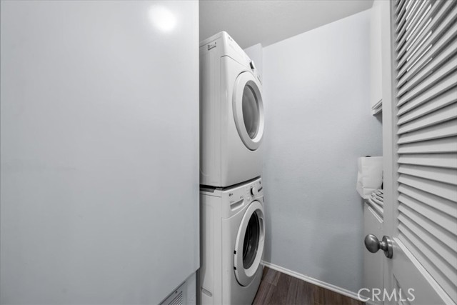 8505 Gulana Avenue, Playa del Rey CA: https://media.crmls.org/medias/bed8b370-6660-4125-98aa-2131802ddbdb.jpg