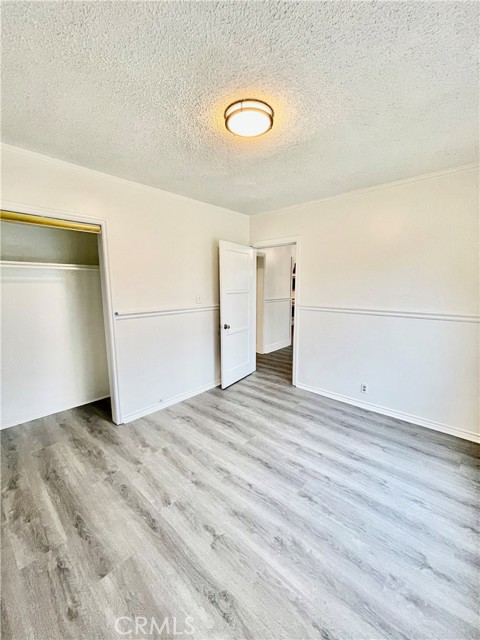 Detail Gallery Image 12 of 20 For 3300 W Chandler Bld, Burbank,  CA 91505 - 4 Beds | 2 Baths