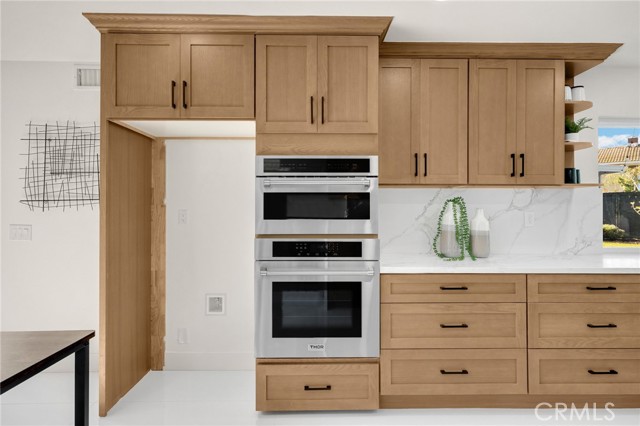 4041 Bycroft, Yorba Linda CA: https://media.crmls.org/medias/bed8f2e2-2824-4f3f-a3dd-f47ea9c0444a.jpg