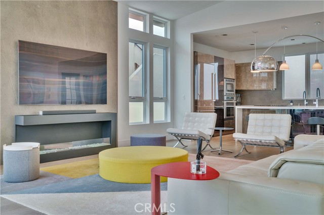 719 1st Place, Hermosa Beach CA: https://media.crmls.org/medias/bedaa19f-6c8d-4a1e-9355-8c5e11df9bc1.jpg