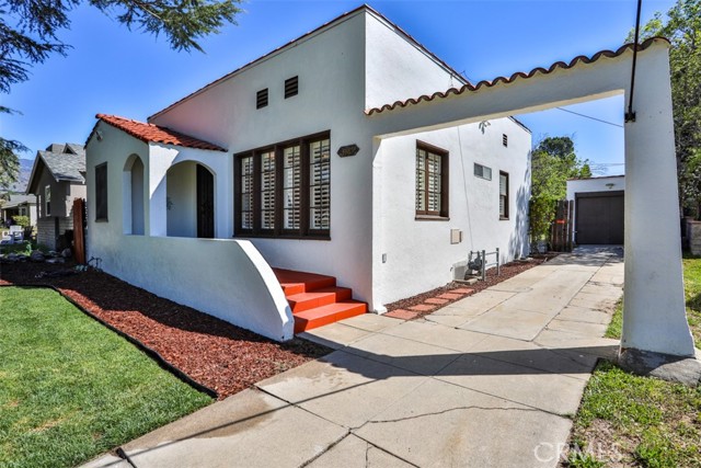 Detail Gallery Image 2 of 44 For 3489 N D St, San Bernardino,  CA 92405 - 2 Beds | 1 Baths