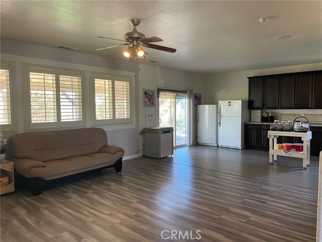 43521 Blossom Drive, Lancaster, California 93536, 4 Bedrooms Bedrooms, ,3 BathroomsBathrooms,Single Family Residence,For Sale,Blossom,SR24215019