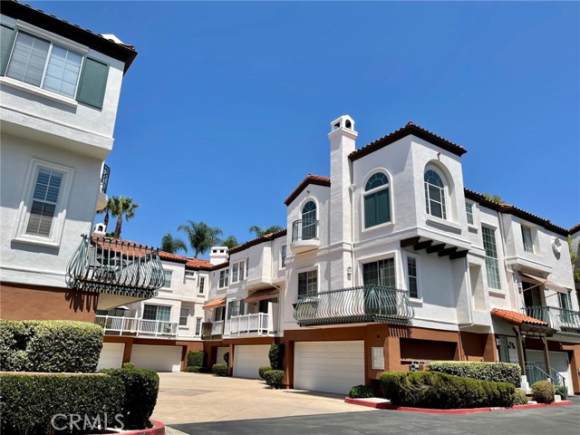 MLS# OC23186126