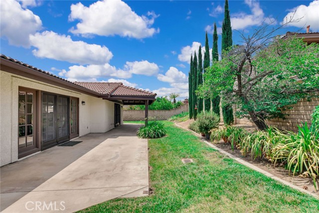 5697 Los Robles, La Verne CA: https://media.crmls.org/medias/bedc225b-5f68-44ad-a38c-ad1680434bf5.jpg