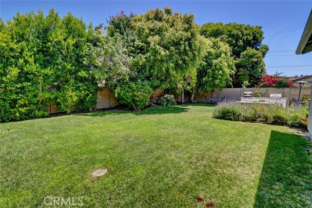 Detail Gallery Image 23 of 31 For 6441 Sundance Cir, Huntington Beach,  CA 92647 - 3 Beds | 2 Baths