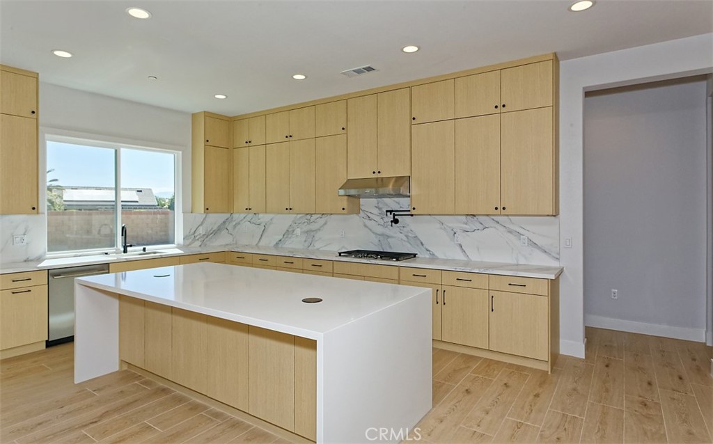 MLS #HD26182841 image #3