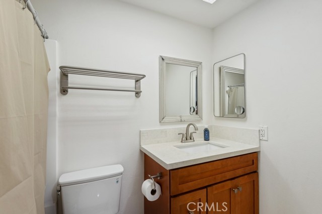 Detail Gallery Image 12 of 22 For 10403 Stratton Ct, Cypress,  CA 90630 - 4 Beds | 2/1 Baths