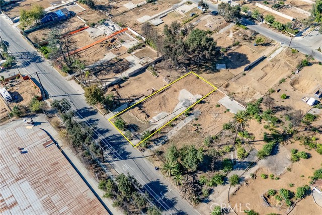 95 E Calaveras Street, Altadena CA: https://media.crmls.org/medias/bedcf73f-565a-444c-9bfd-17438f1533eb.jpg